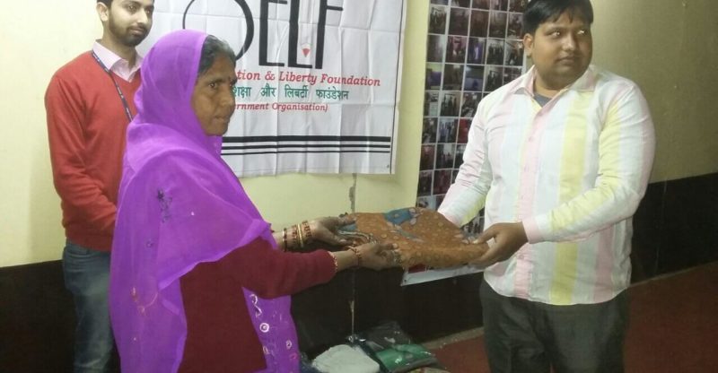 Helping Homeless Person, Delhi